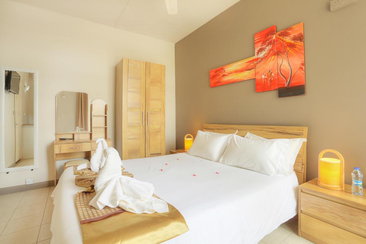 Dzama Hotel Grand-Baie Eksteriør billede