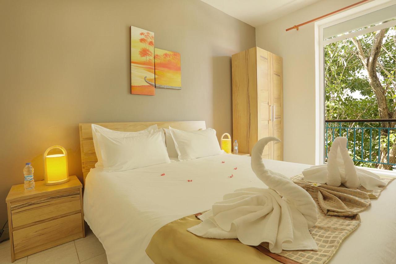 Dzama Hotel Grand-Baie Eksteriør billede